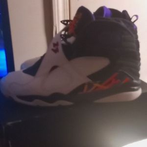 Jordan 8s